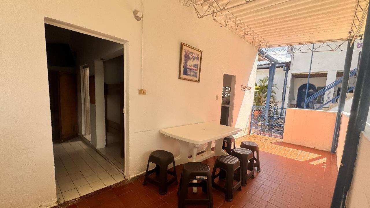 Villa Katherine Melgar Extérieur photo
